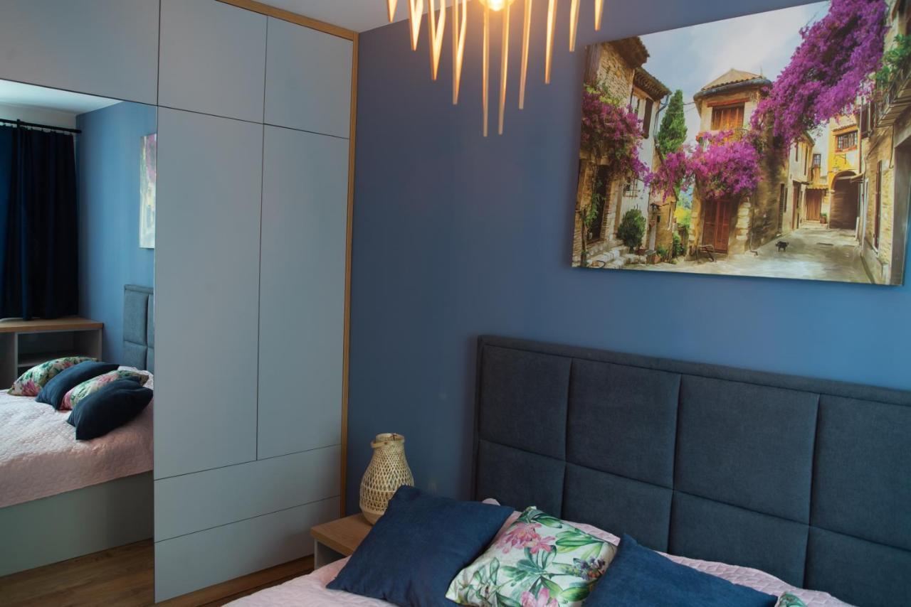 Apartament Niebieski - Okrzei Kielce Kültér fotó